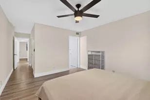 2121 W Woolbright Rd, Boynton Beach, FL 33426 - Photo 21