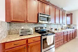 12063 SW Bennington Cir, Port Saint Lucie, FL 34987 - Photo 15