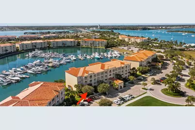 9 Harbour Isle Drive E #102, Fort Pierce, FL 34949 - Photo 1