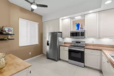 9 Harbour Isle Drive E #102, Fort Pierce, FL 34949 - Photo 9
