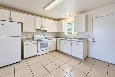 819 King Orange Drive, Fort Pierce, FL 34982 - Photo 5