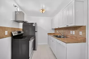 3010 Guildford A, Boca Raton, FL 33434 - Photo 3