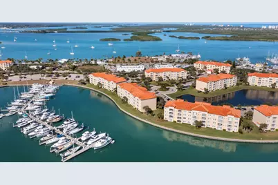 9 Harbour Isle Drive E #102, Fort Pierce, FL 34949 - Photo 35