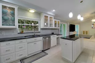 19823 Hibiscus Dr, Jupiter, FL 33469 - Photo 11