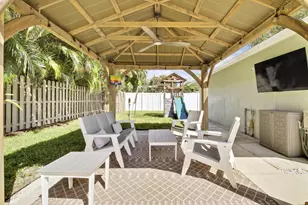 19823 Hibiscus Dr, Jupiter, FL 33469 - Photo 41