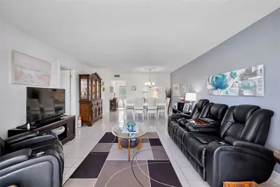 7807 Golf Cir Drive #211, Margate, FL 33063 - Photo 5