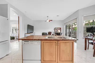 7546 Pebble Shores Terrace, Lake Worth, FL 33467 - Photo 13