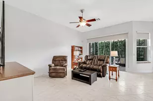 7546 Pebble Shores Terrace, Lake Worth, FL 33467 - Photo 17