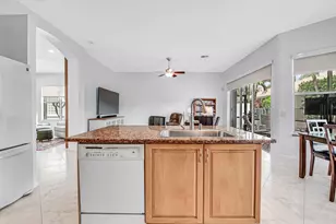 7546 Pebble Shores Terrace, Lake Worth, FL 33467 - Photo 13