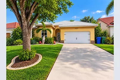 2465 Kimmie Drive, Hollywood, FL 33026 - Photo 1