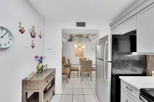 7342 Ashmont Cir, Tamarac, FL 33321 - Photo 9