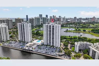 3625 N Country Club Drive #1807, Aventura, FL 33180 - Photo 33
