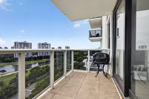 3625 N Country Club Dr, Aventura, FL 33180 - Photo 25
