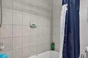 3625 N Country Club Dr, Aventura, FL 33180 - Photo 19