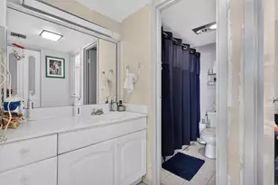 3625 N Country Club Dr, Aventura, FL 33180 - Photo 17