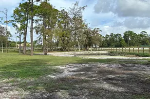 16155 67th Ct N, The Acreage, FL 33470 - Photo 5