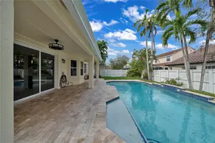 132 Cameron Dr, Weston, FL 33326 - Photo 21