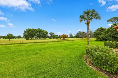 5851 Parkwalk Drive, Boynton Beach, FL 33472 - Photo 19