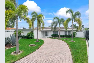 361 SE 9th Court, Pompano Beach, FL 33060 - Photo 1