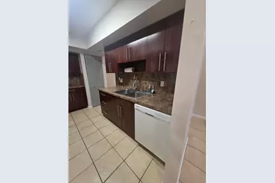 1320 SW 75th Avenue, North Lauderdale, FL 33068 - Photo 5
