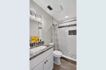 4570 Lucerne Lakes Boulevard E #203, Lake Worth, FL 33467 - Photo 23