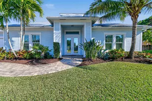 2532 SE Jason Pl, Port Saint Lucie, FL 34952 - Photo 5