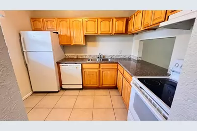 200 Croton Avenue #Unit 206, Lantana, FL 33462 - Photo 1