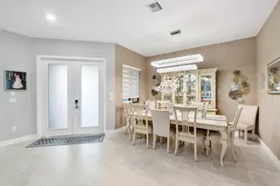 10733 Aqua Ct, Parkland, FL 33076 - Photo 13