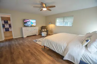 1210 SW 26th Avenue, Boynton Beach, FL 33426 - Photo 9