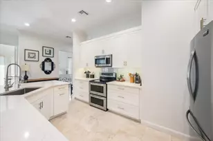 2910 Twin Oaks Way, Wellington, FL 33414 - Photo 9