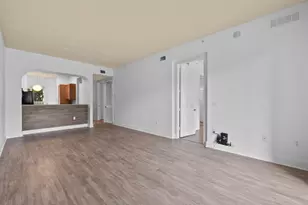 3500 Oaks Clubhouse Dr, Pompano Beach, FL 33069 - Photo 3