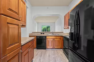 3500 Oaks Clubhouse Dr, Pompano Beach, FL 33069 - Photo 5