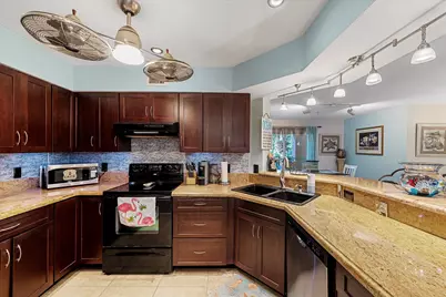 200 Scotia Drive #302, Hypoluxo, FL 33462 - Photo 5