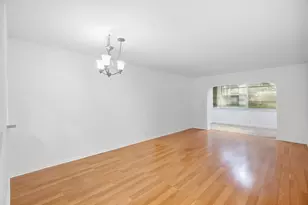 3210 Holiday Springs Blvd, Margate, FL 33063 - Photo 7