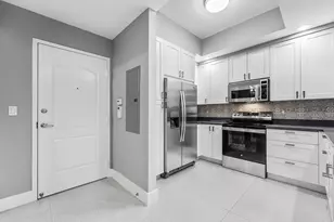 801 S Olive Ave, West Palm Beach, FL 33401 - Photo 3