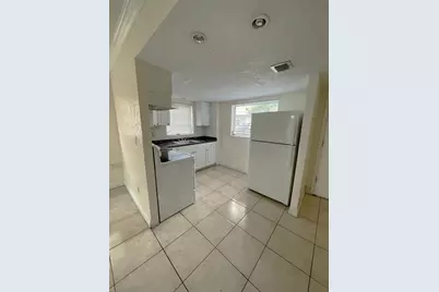 16400 NE 17th Avenue #108, North Miami Beach, FL 33162 - Photo 5