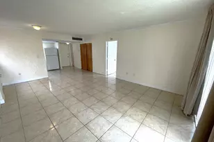 16400 NE 17th Ave, North Miami Beach, FL 33162 - Photo 7