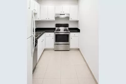 901 Hillcrest Drive #307, Hollywood, FL 33021 - Photo 5
