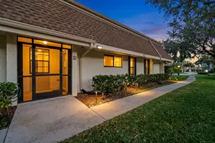 109 Half Moon Cir, Jupiter, FL 33458 - Photo 1