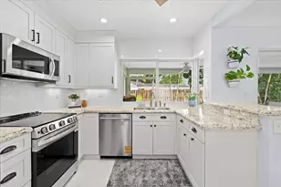 38 SW 10th Ave, Boca Raton, FL 33486 - Photo 17