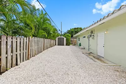 38 SW 10th Avenue, Boca Raton, FL 33486 - Photo 39