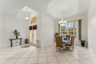 3650 SE Sea Point Ct, Stuart, FL 34997 - Photo 5