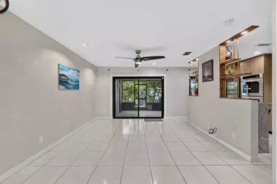 10377 NW 3rd Street, Pembroke Pines, FL 33026 - Photo 5