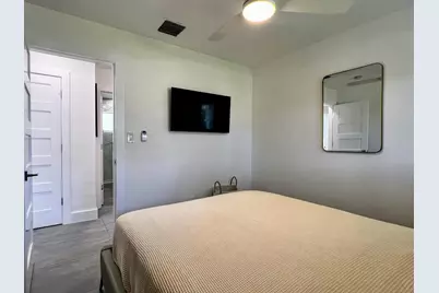 317 NW 26th Court, Wilton Manors, FL 33311 - Photo 21