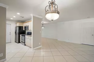 2241 NW 3rd St, Pompano Beach, FL 33069 - Photo 5