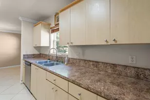 2241 NW 3rd St, Pompano Beach, FL 33069 - Photo 7