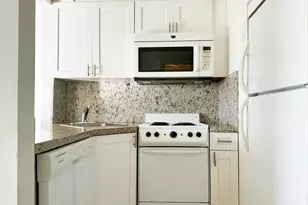2900 NE 30th St, Fort Lauderdale, FL 33306 - Photo 9