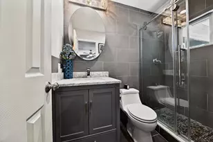 1931 NW 38th St, Oakland Park, FL 33309 - Photo 21
