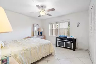 9221 Sunrise Lakes Blvd, Sunrise, FL 33322 - Photo 11