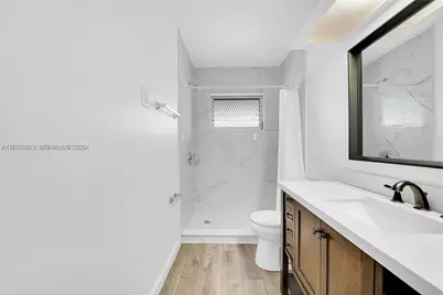 1050 E Sample Road #309, Pompano Beach, FL 33064 - Photo 9